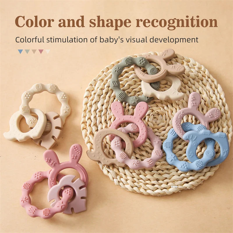 1Pcs Baby Silicone Teether Ring BPA Free Rattles Bracelet Food Grade Newborn Baby Accessories Cartoon Silicone Teething Toys